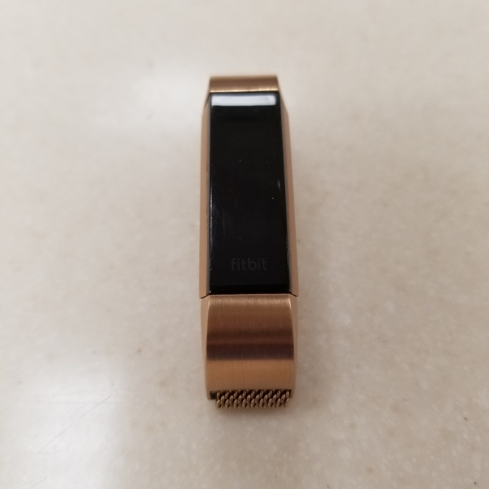 Rose Gold Fitbit Alta HR